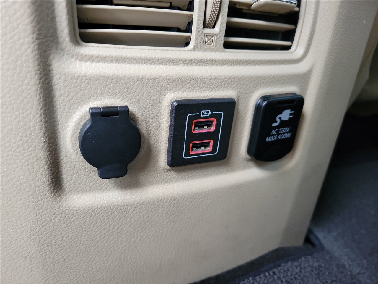 Nissan Titan SL Crew Cab 4WD 2019