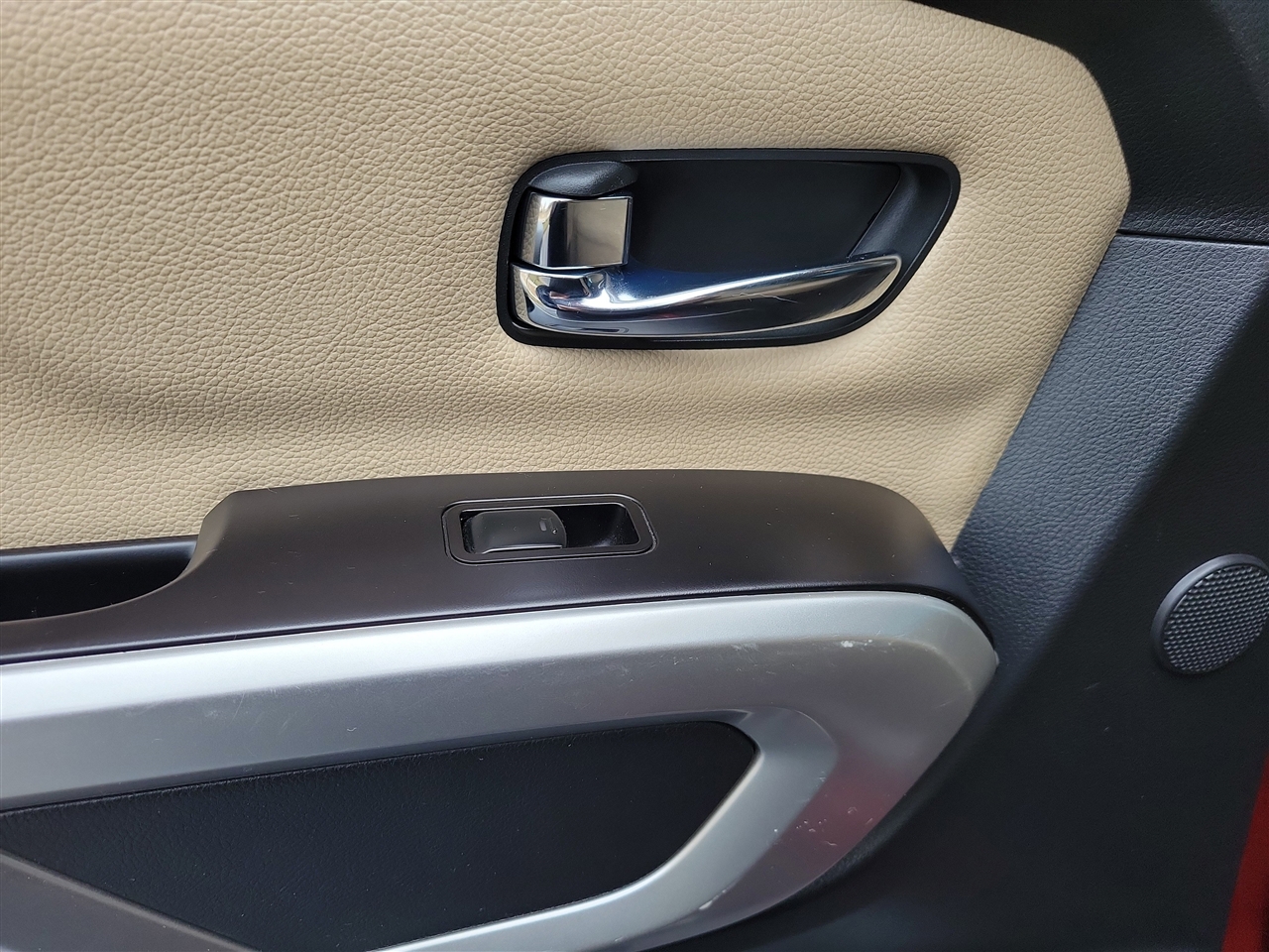 Nissan Titan SL Crew Cab 4WD 2019