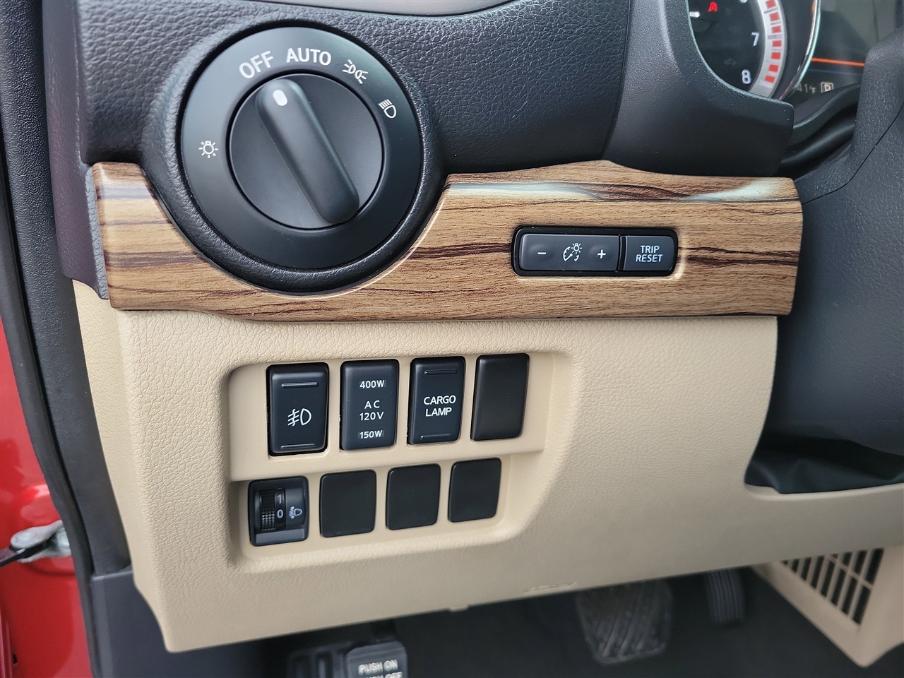 Nissan Titan SL Crew Cab 4WD 2019