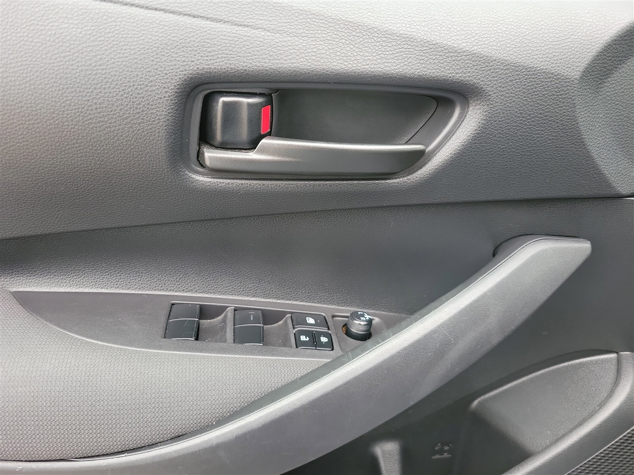 Toyota Corolla LE 2024