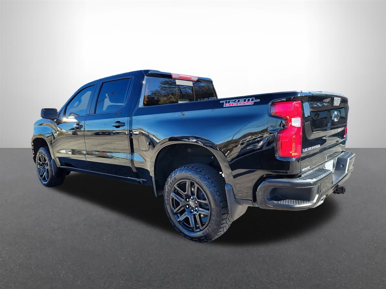 Chevrolet Silverado 1500 LT Trail Boss Crew Cab 4WD 2021