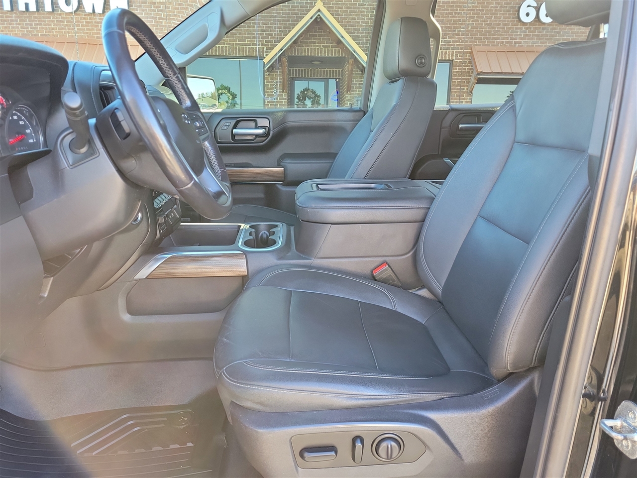 Chevrolet Silverado 1500 LT Trail Boss Crew Cab 4WD 2021