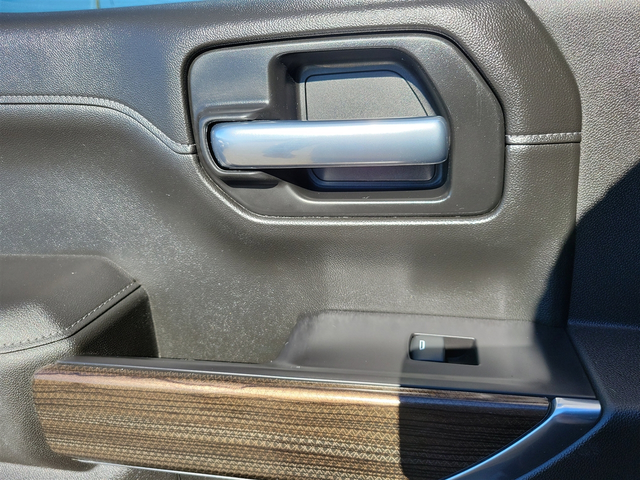 Chevrolet Silverado 1500 LT Trail Boss Crew Cab 4WD 2021