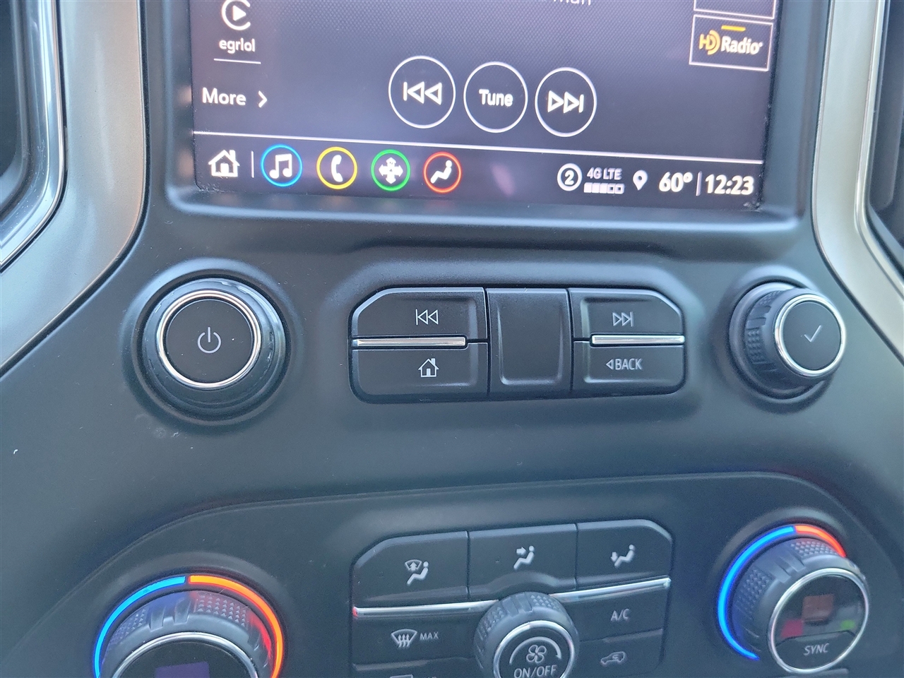 Chevrolet Silverado 1500 LT Trail Boss Crew Cab 4WD 2021