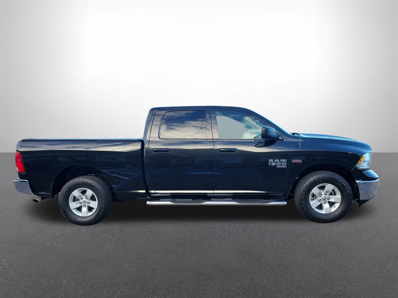 RAM 1500 Classic Tradesman Crew Cab LWB 4WD 2019