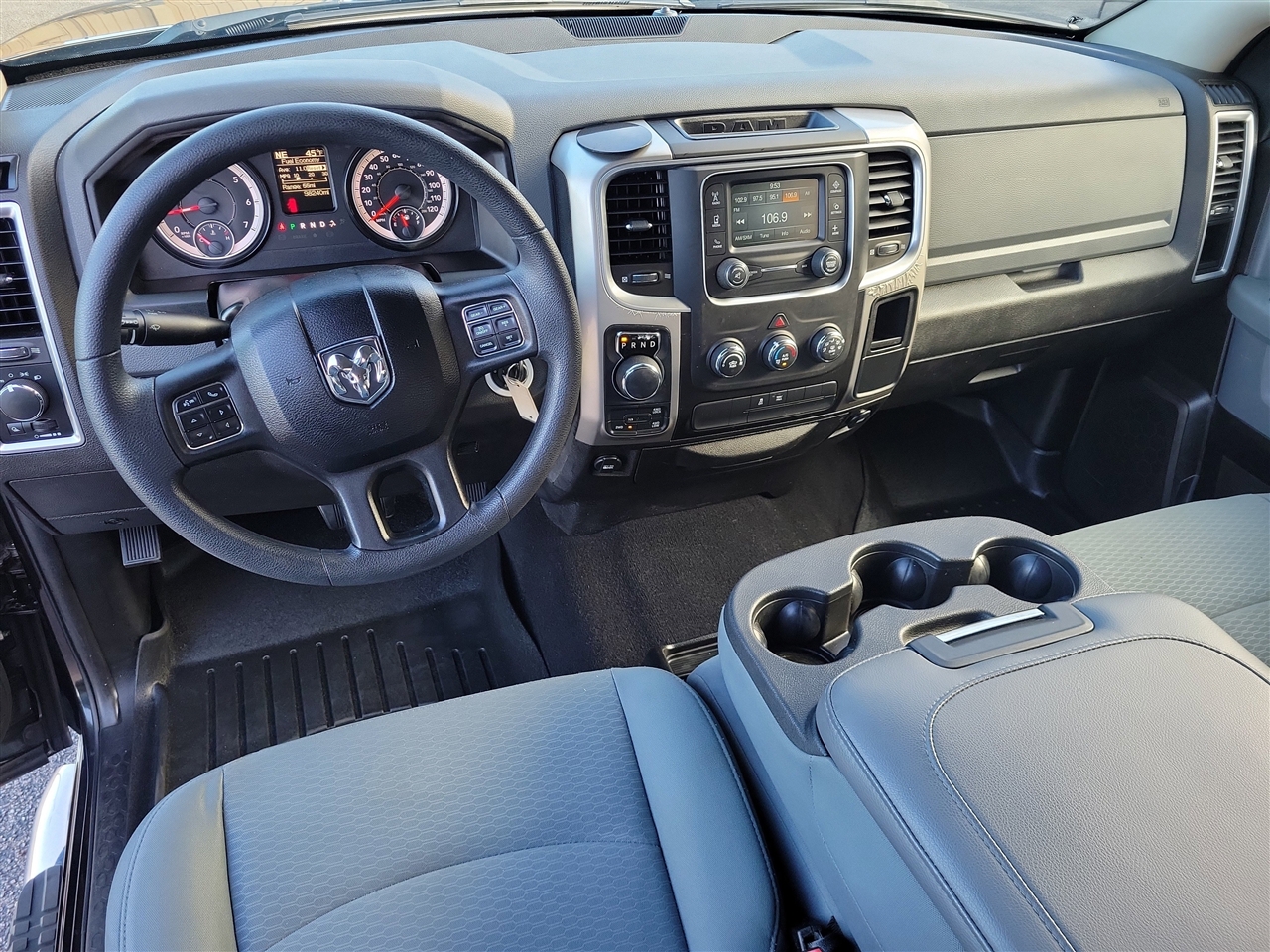 RAM 1500 Classic Tradesman Crew Cab LWB 4WD 2019