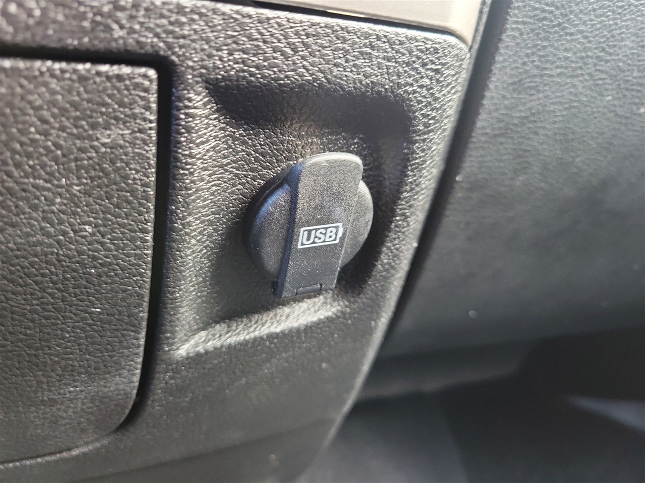 RAM 1500 Classic Tradesman Crew Cab LWB 4WD 2019