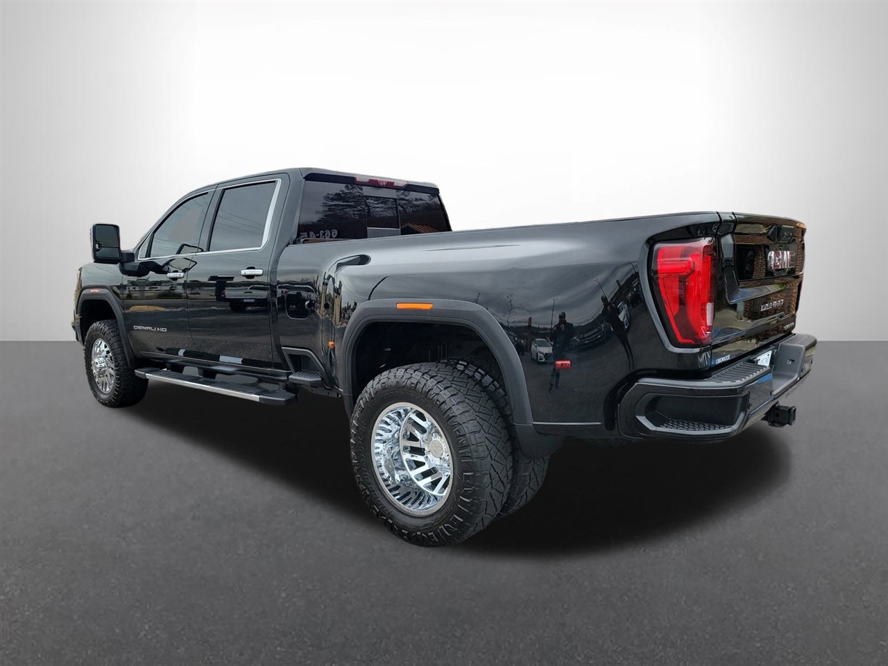 GMC Sierra 3500HD Denali Crew Cab 4WD 2020