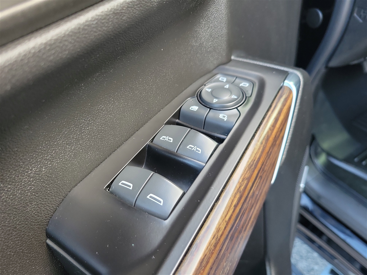 Chevrolet Silverado 1500 High Country Crew Cab 4WD 2019