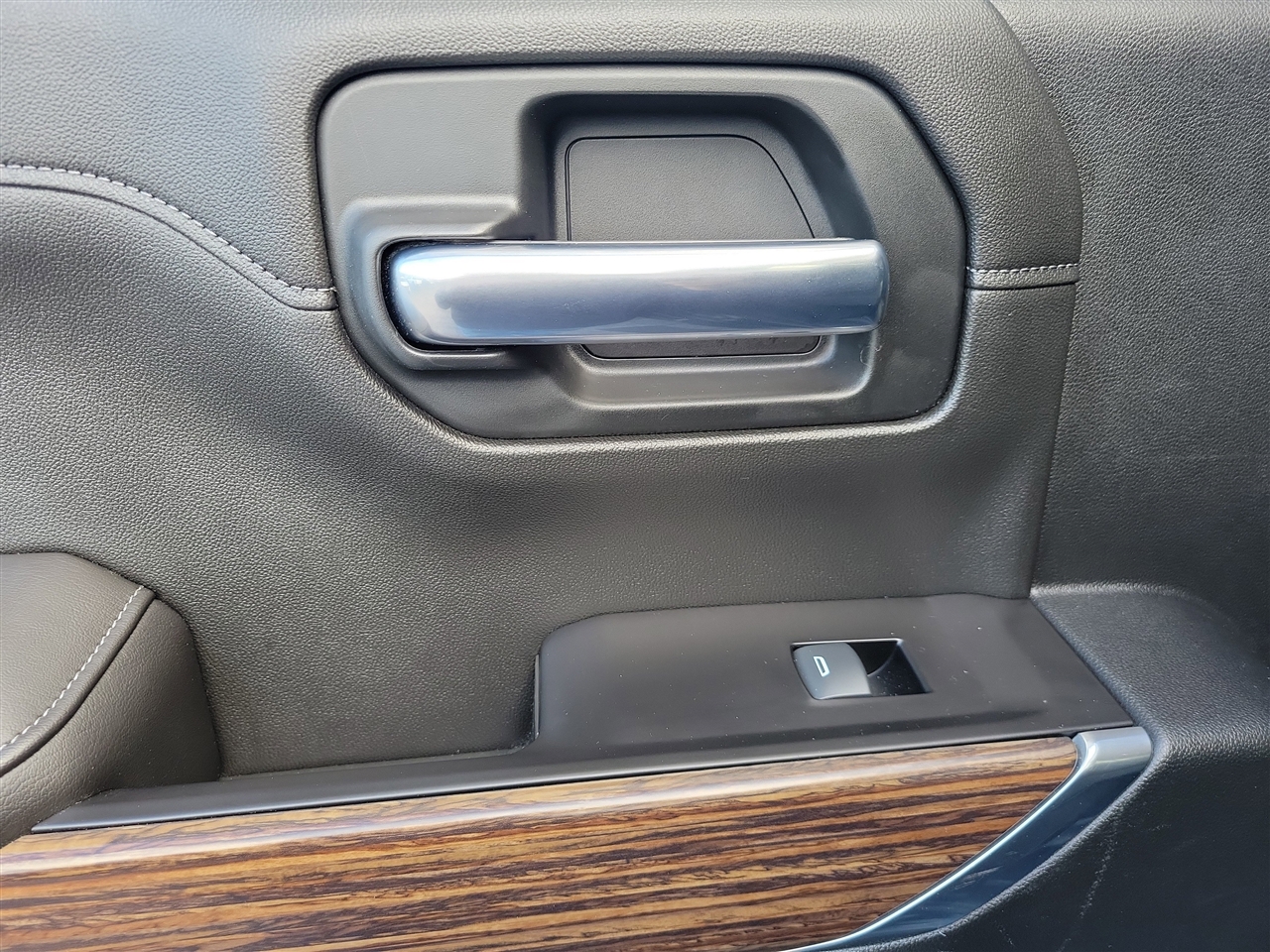 Chevrolet Silverado 1500 High Country Crew Cab 4WD 2019