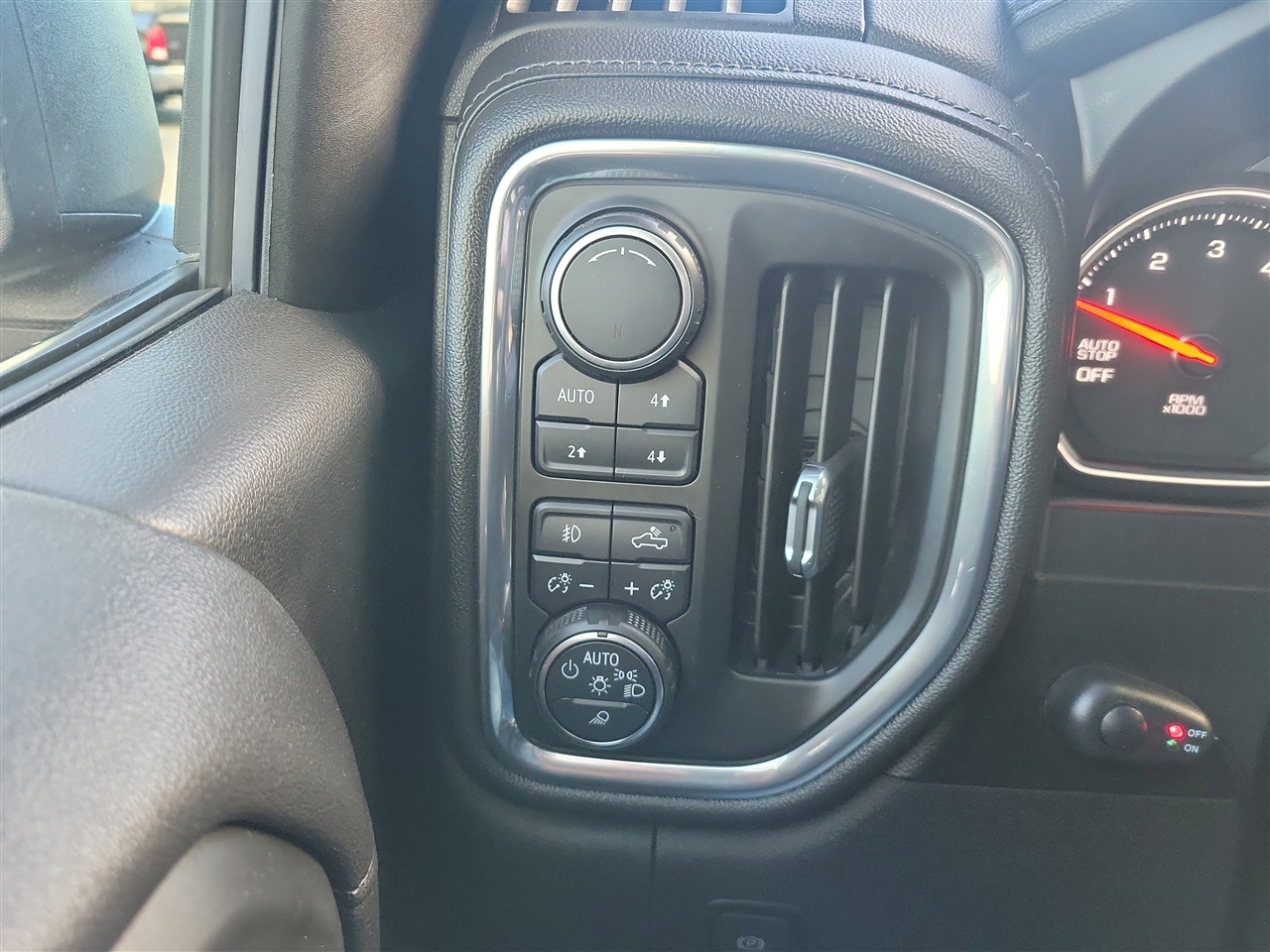 Chevrolet Silverado 1500 High Country Crew Cab 4WD 2019