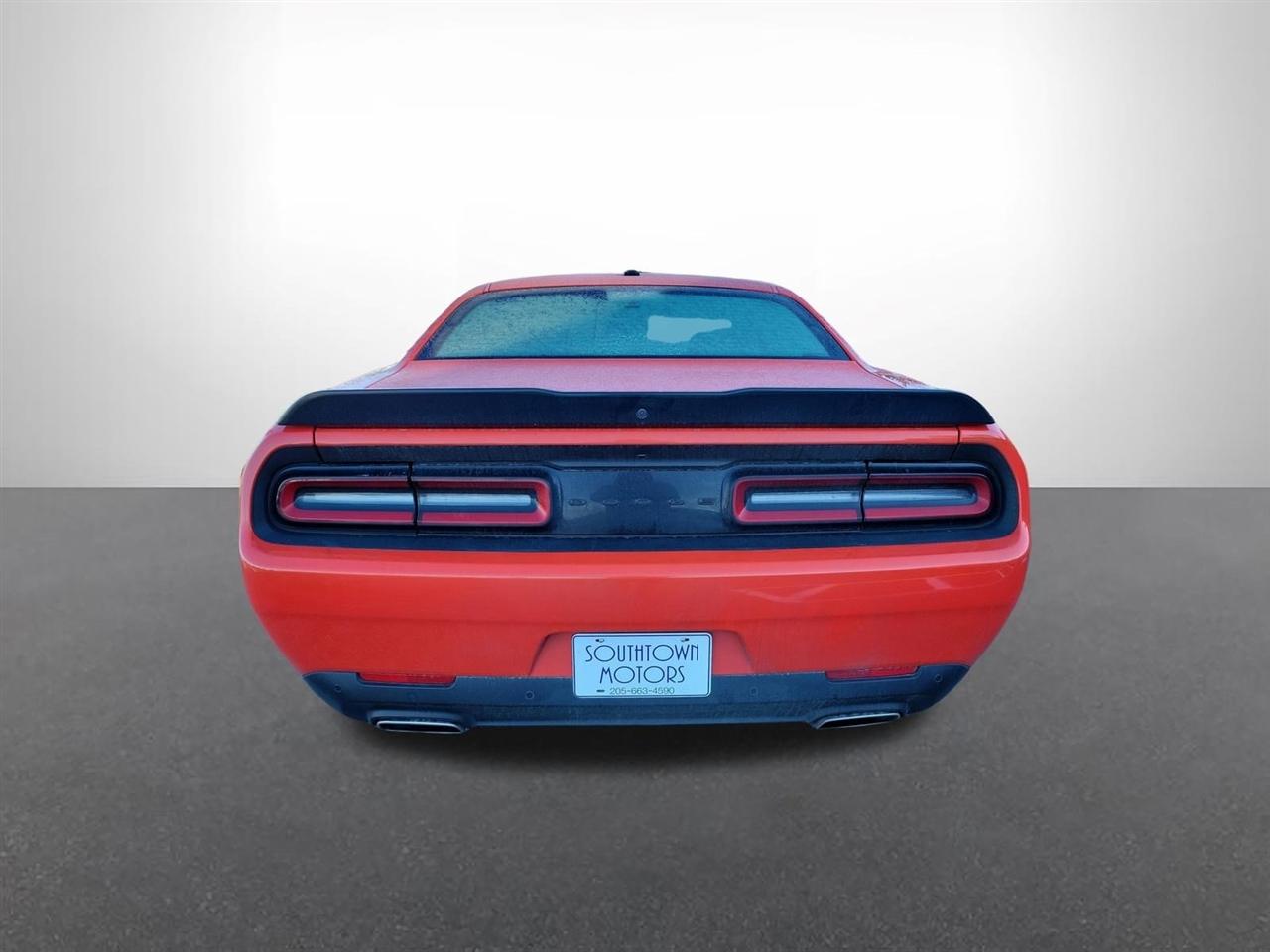 Dodge Challenger GT 2023