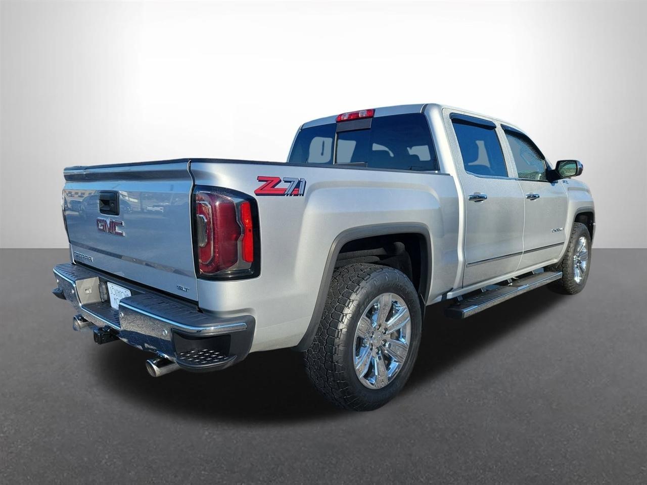 GMC Sierra 1500 SLT Crew Cab Long Box 4WD 2017