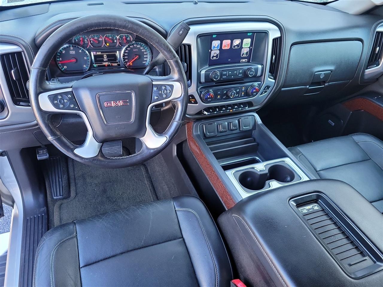 GMC Sierra 1500 SLT Crew Cab Long Box 4WD 2017