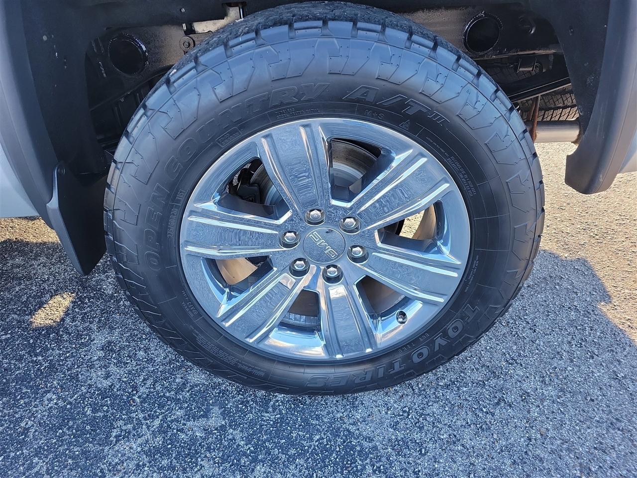 GMC Sierra 1500 SLT Crew Cab Long Box 4WD 2017