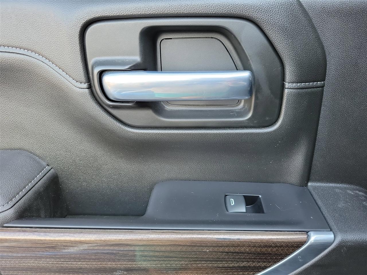 Chevrolet Silverado 1500 RST Crew Cab 4WD 2021