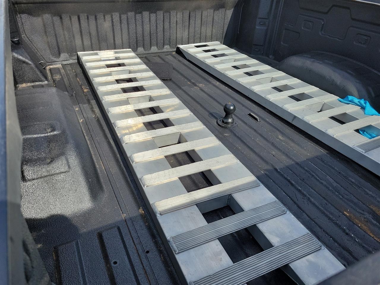 Chevrolet Silverado 3500HD LT Crew Cab 4WD 2020