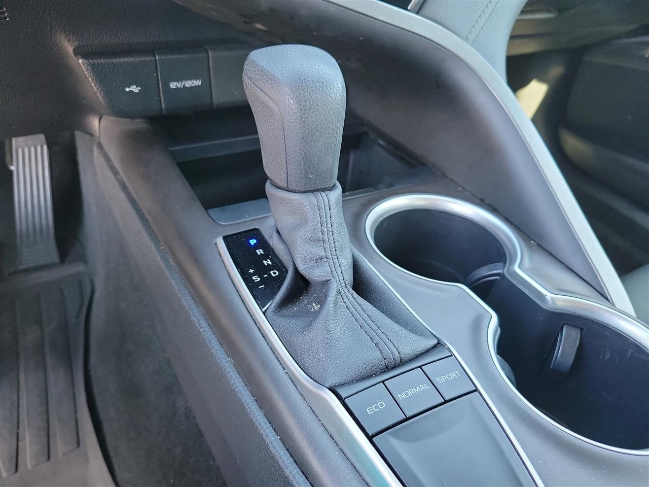 Toyota Camry LE 2024