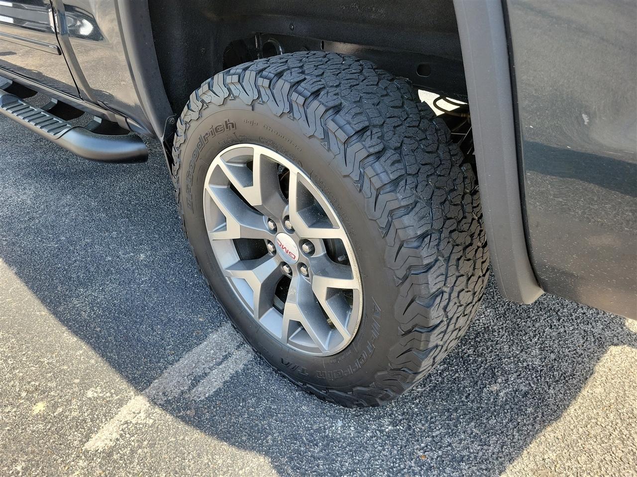 GMC Sierra 1500 SLT Crew Cab Long Box 4WD 2018
