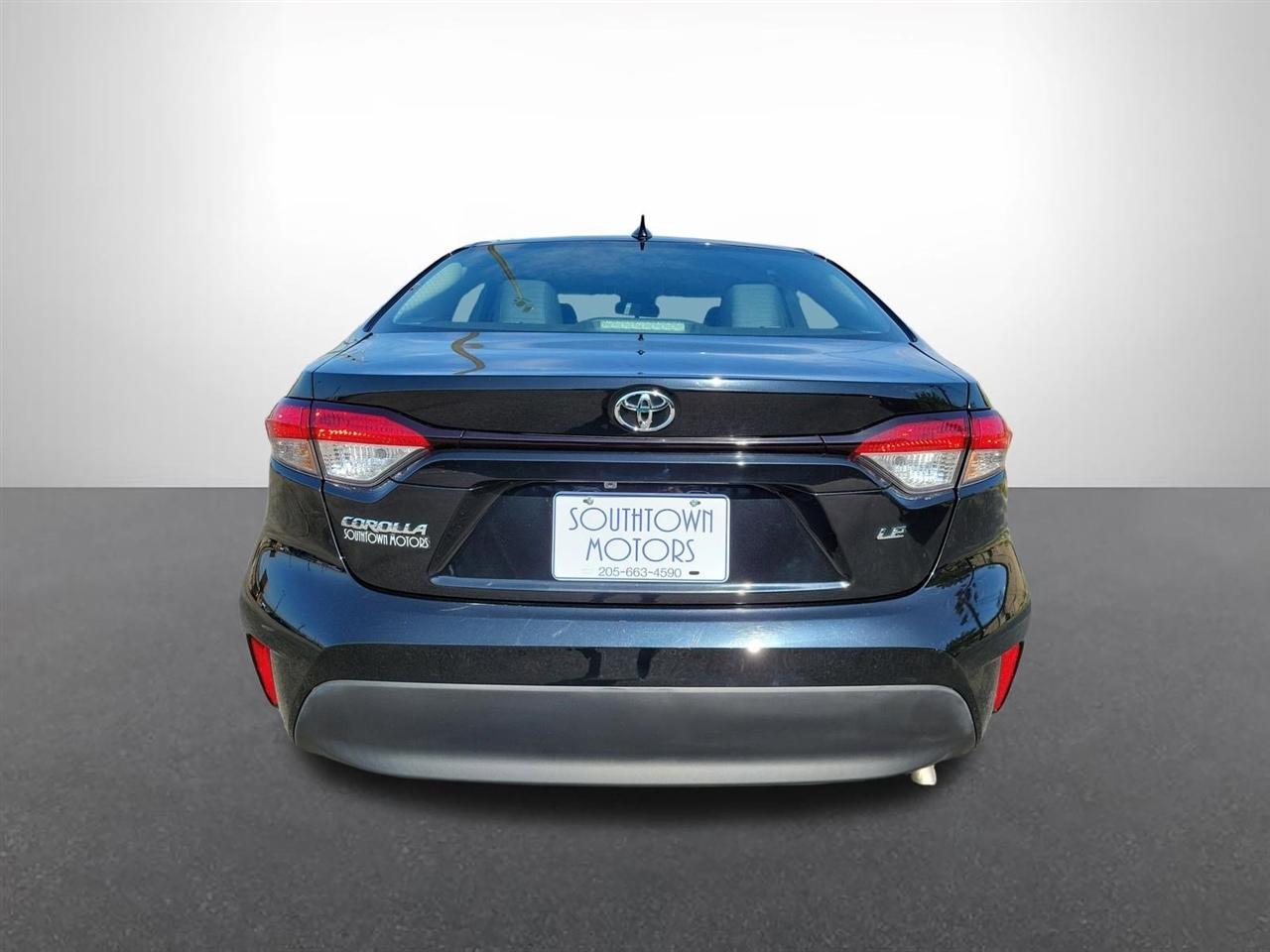 Toyota Corolla LE 2023