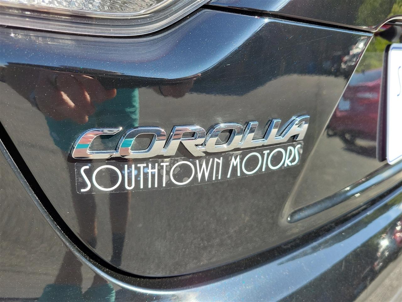 Toyota Corolla LE 2023