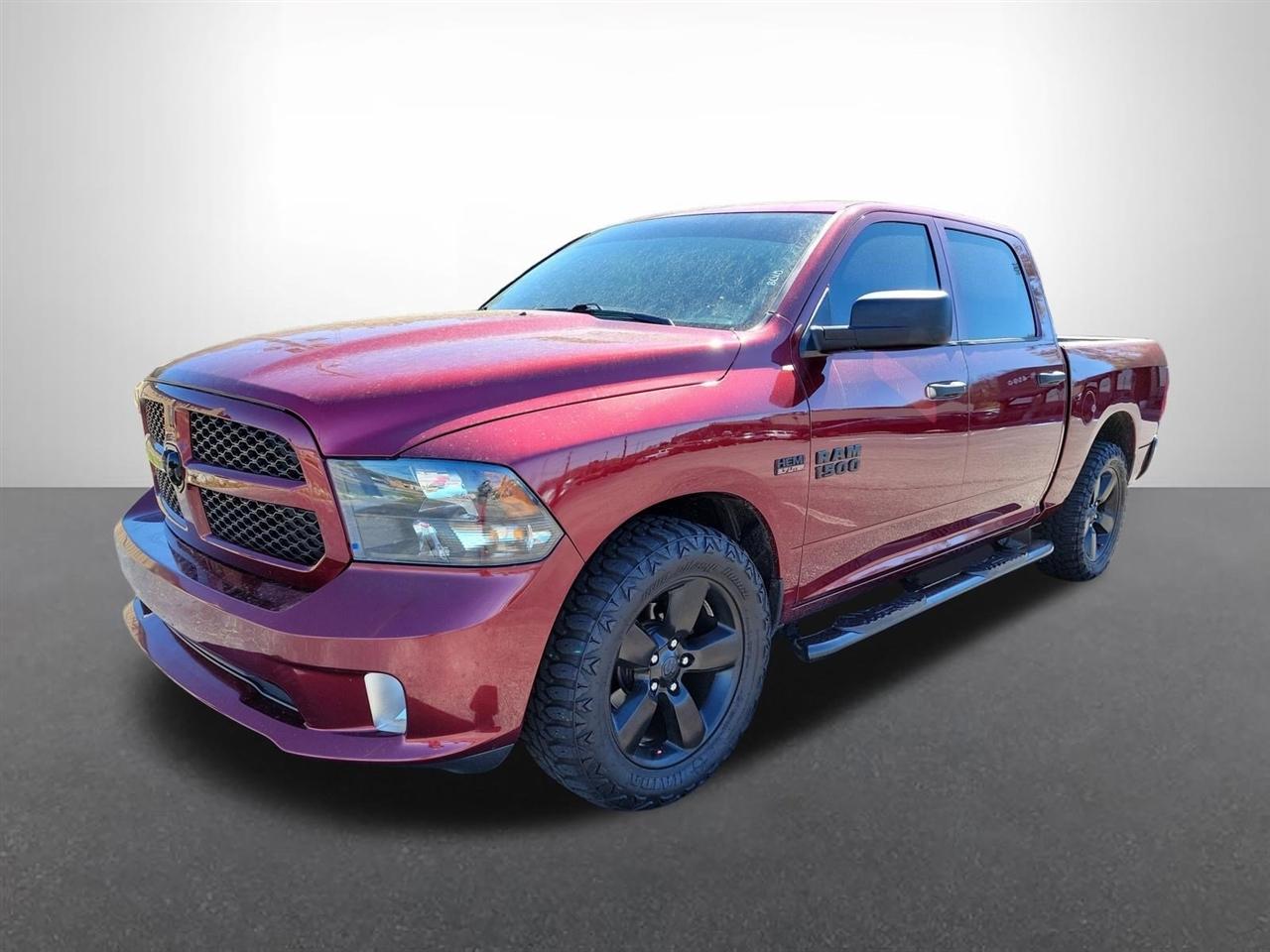 RAM 1500 Tradesman Crew Cab SWB 2WD 2018