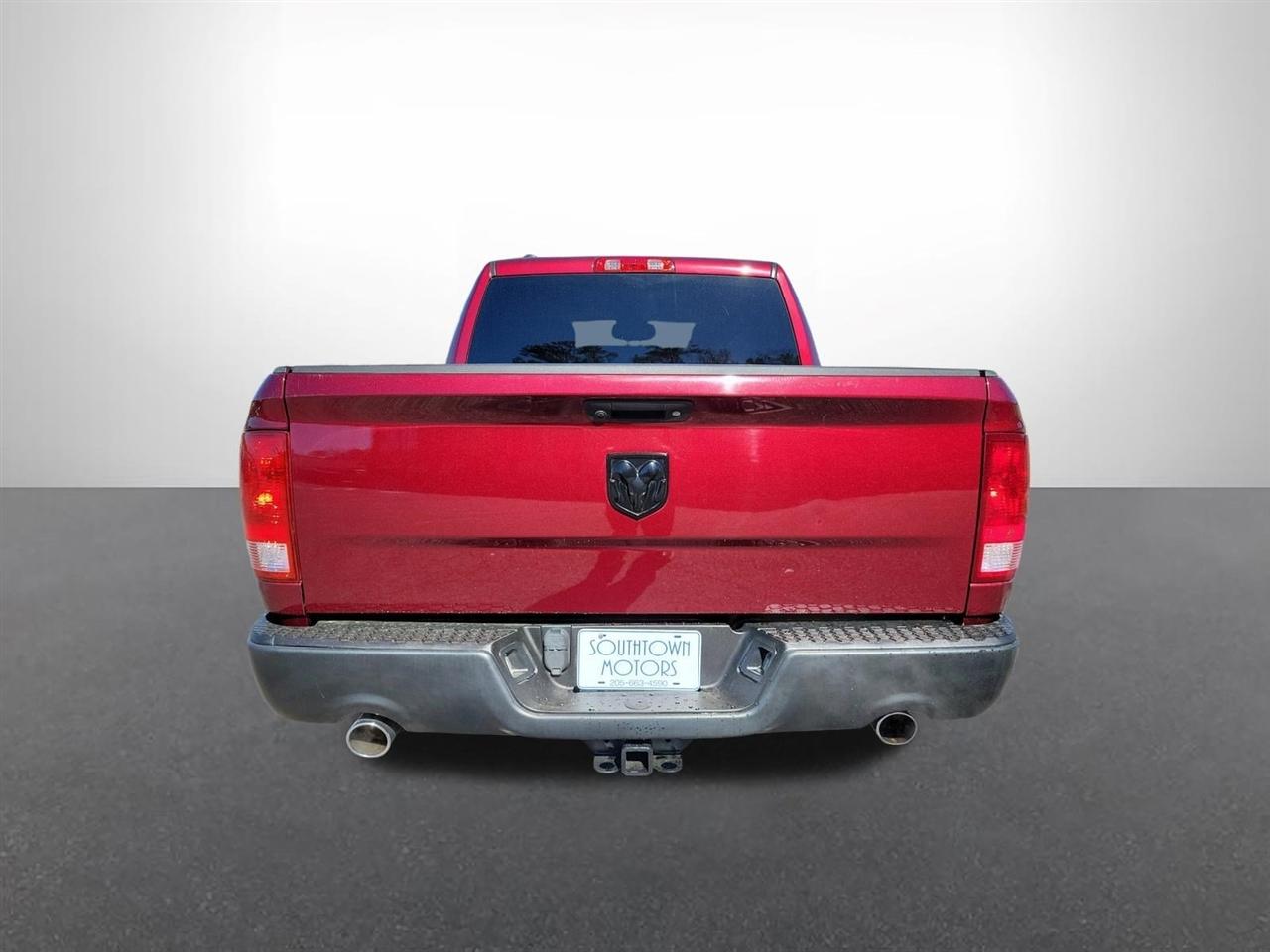 RAM 1500 Tradesman Crew Cab SWB 2WD 2018
