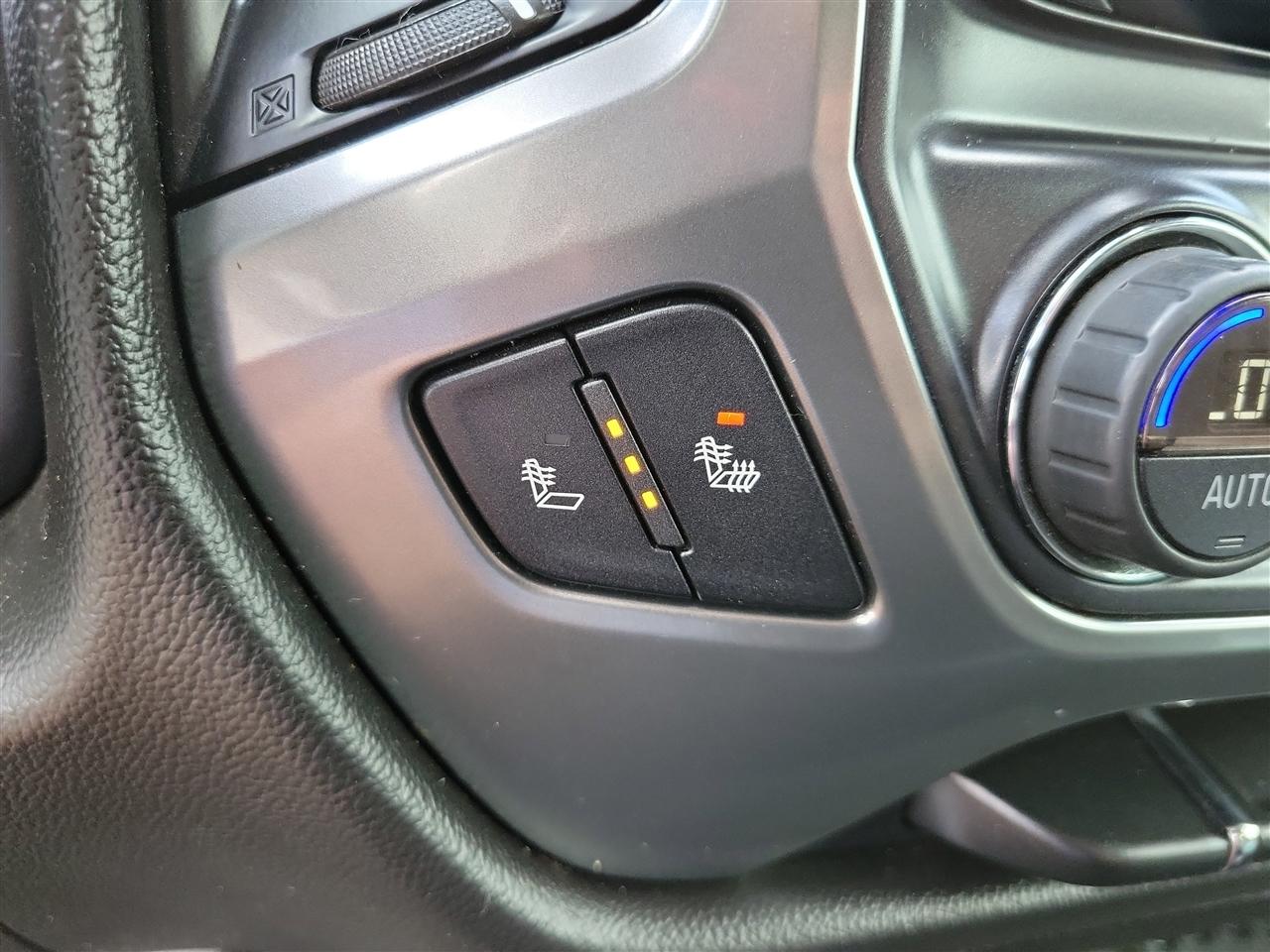 Chevrolet Silverado 1500 1LT Crew Cab 2WD 2014