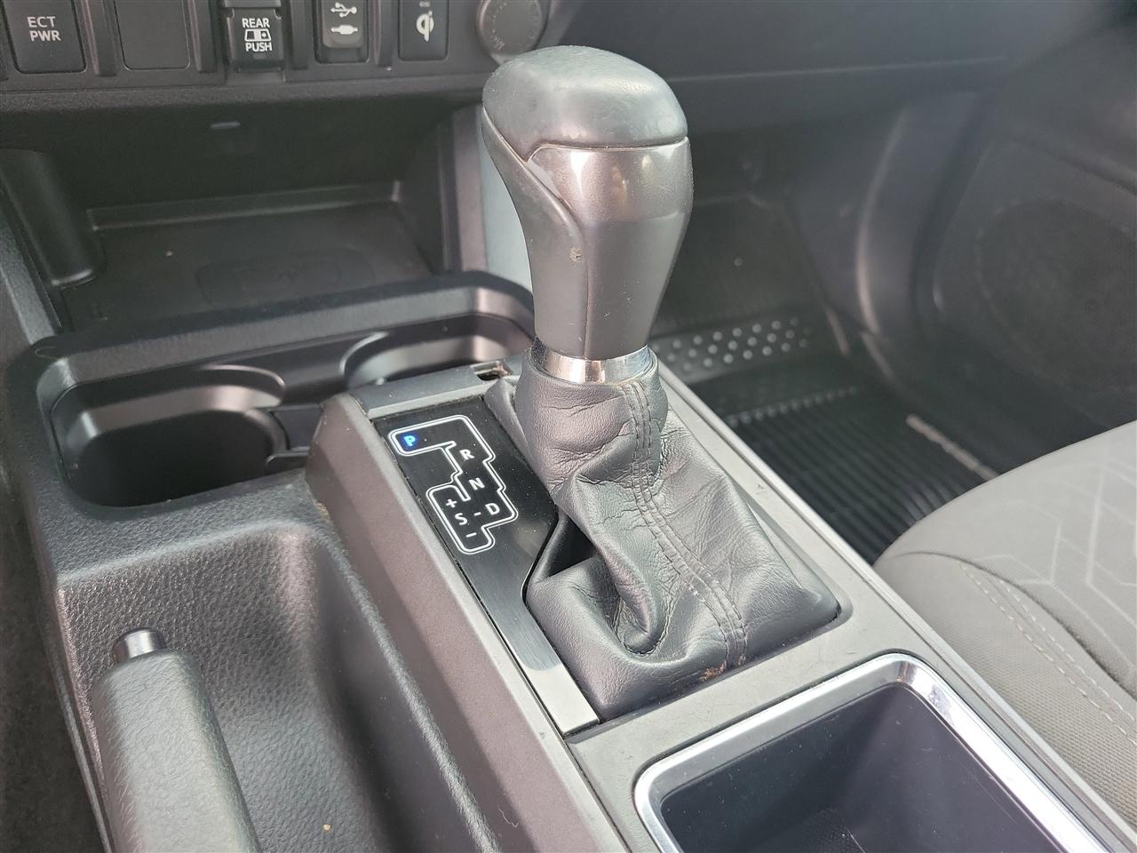 Toyota Tacoma SR5 Double Cab Long Bed V6 6AT 4WD 2019