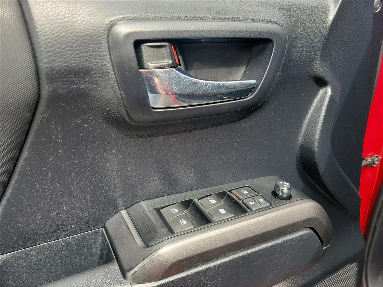 Toyota Tacoma SR5 Double Cab Long Bed V6 6AT 4WD 2019