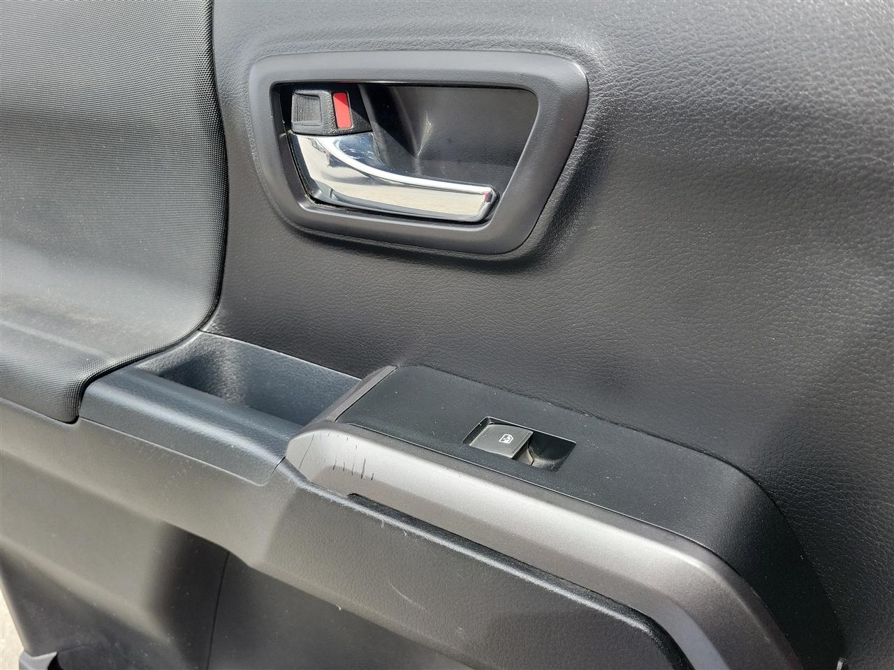 Toyota Tacoma SR5 Double Cab Long Bed V6 6AT 4WD 2019