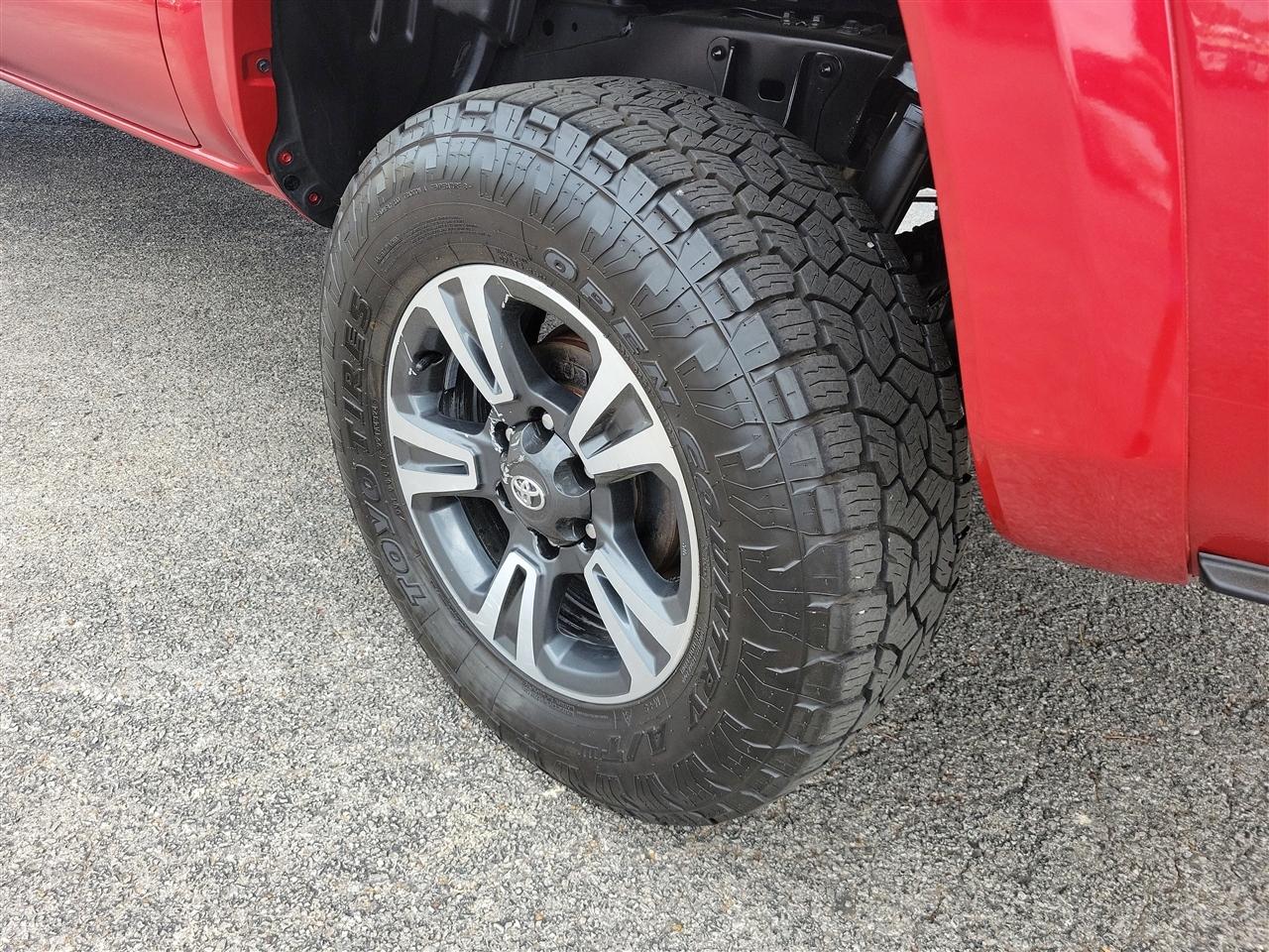 Toyota Tacoma SR5 Double Cab Long Bed V6 6AT 4WD 2019