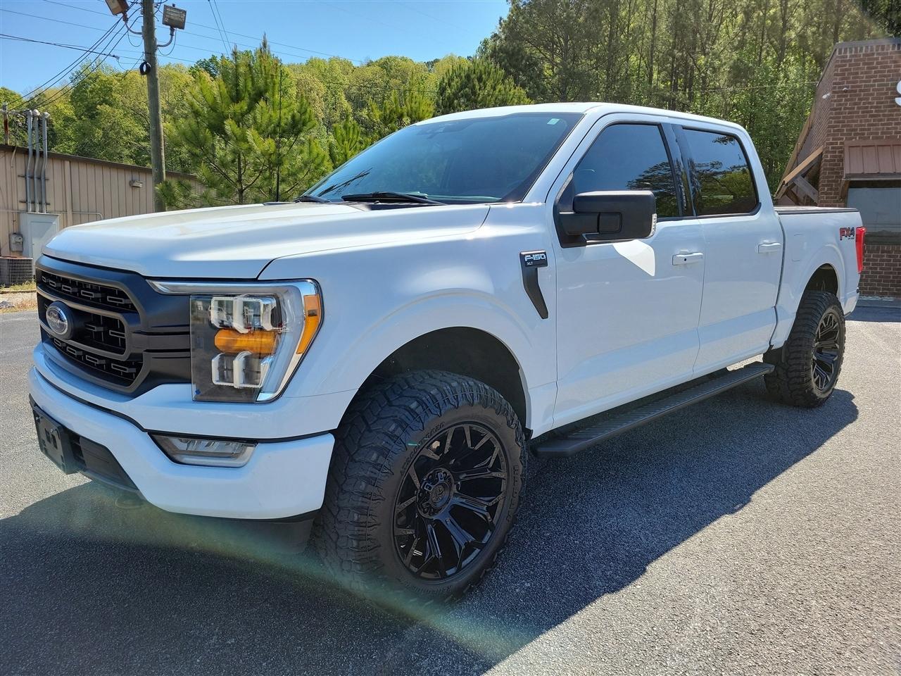 Ford F-150 XLT SuperCrew 5.5-ft. Bed 4WD 2022