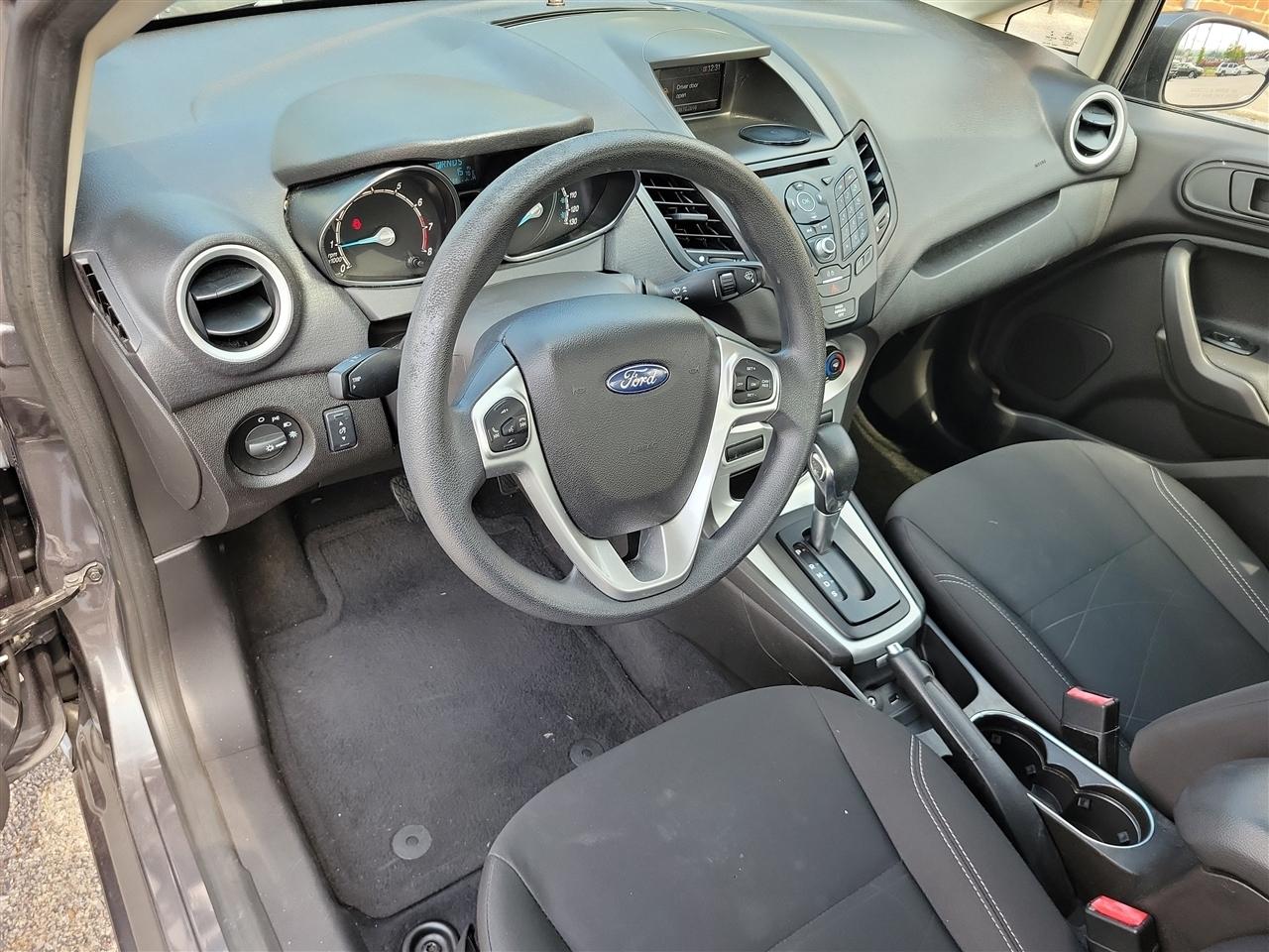Ford Fiesta SE Sedan 2019