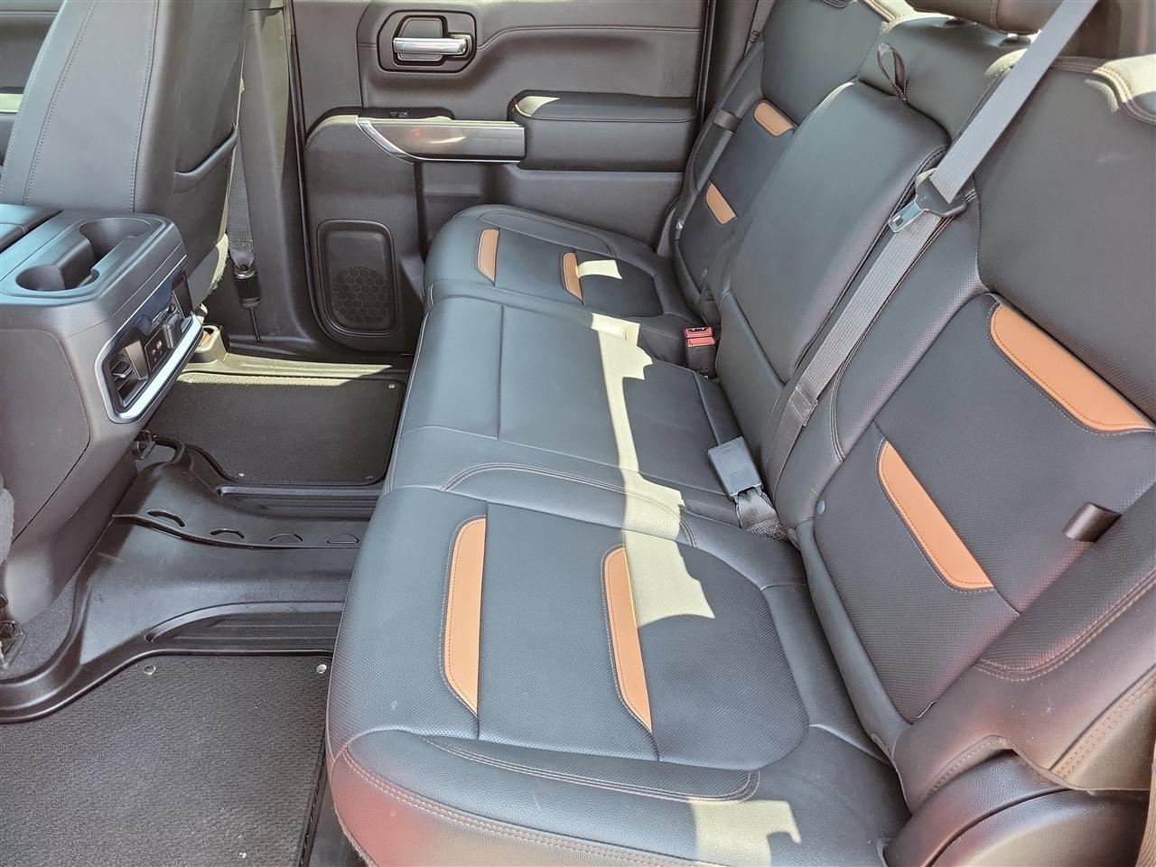 GMC Sierra 1500 AT4 Crew Cab Long Box 4WD 2021