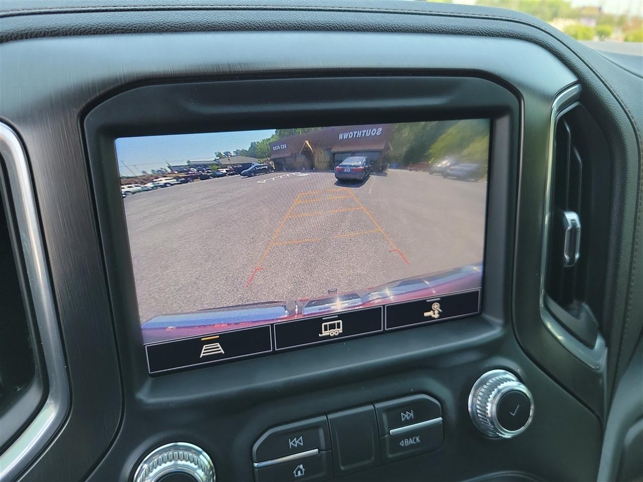 GMC Sierra 1500 AT4 Crew Cab Long Box 4WD 2021