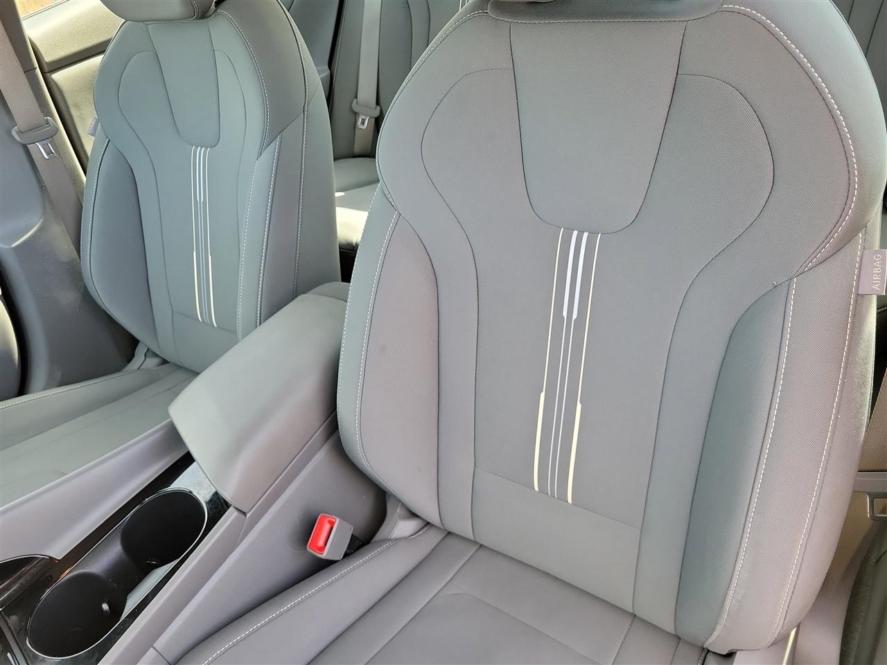 Hyundai Elantra SEL Convenience 2025