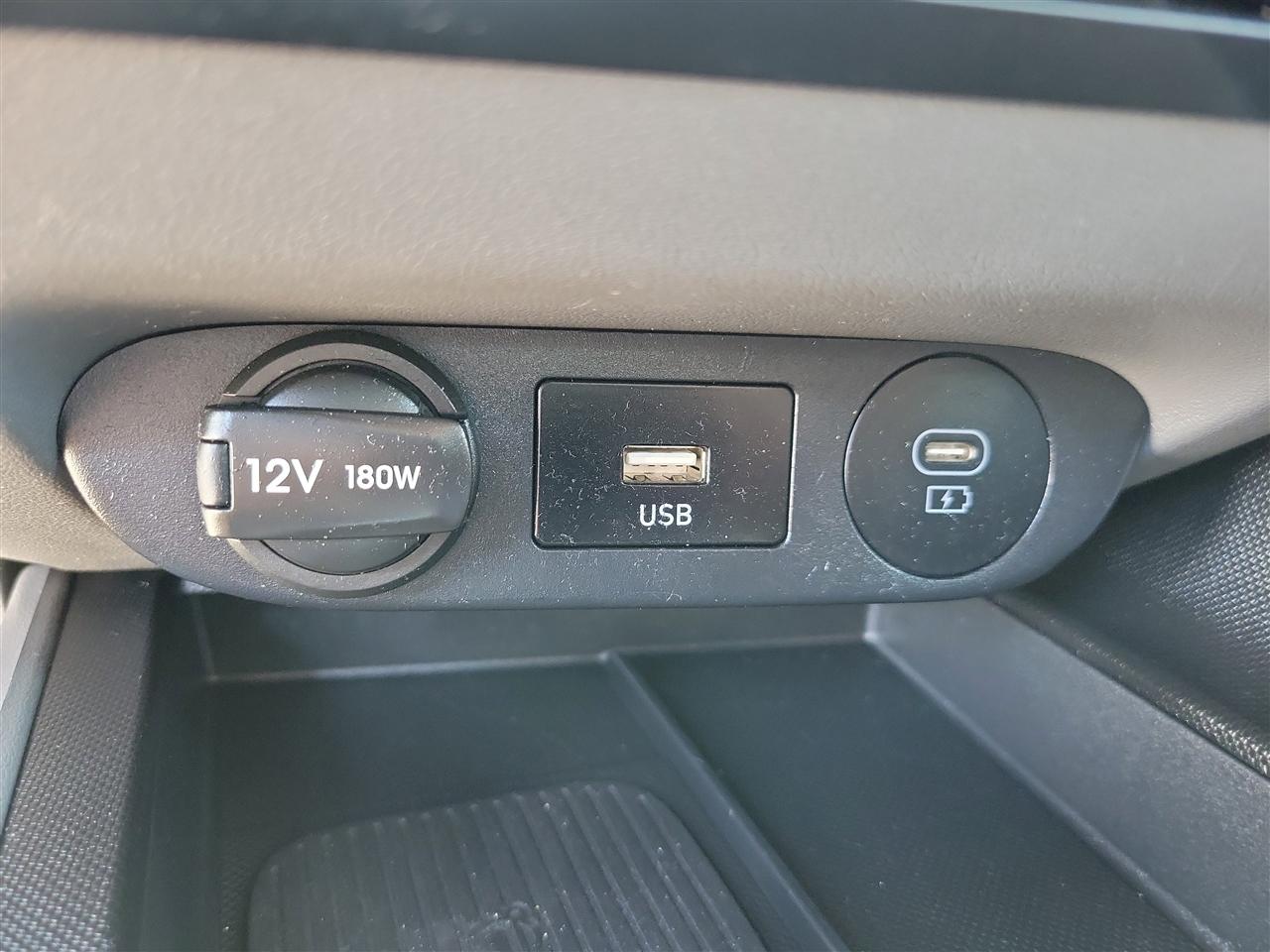 Hyundai Elantra SEL Convenience 2025