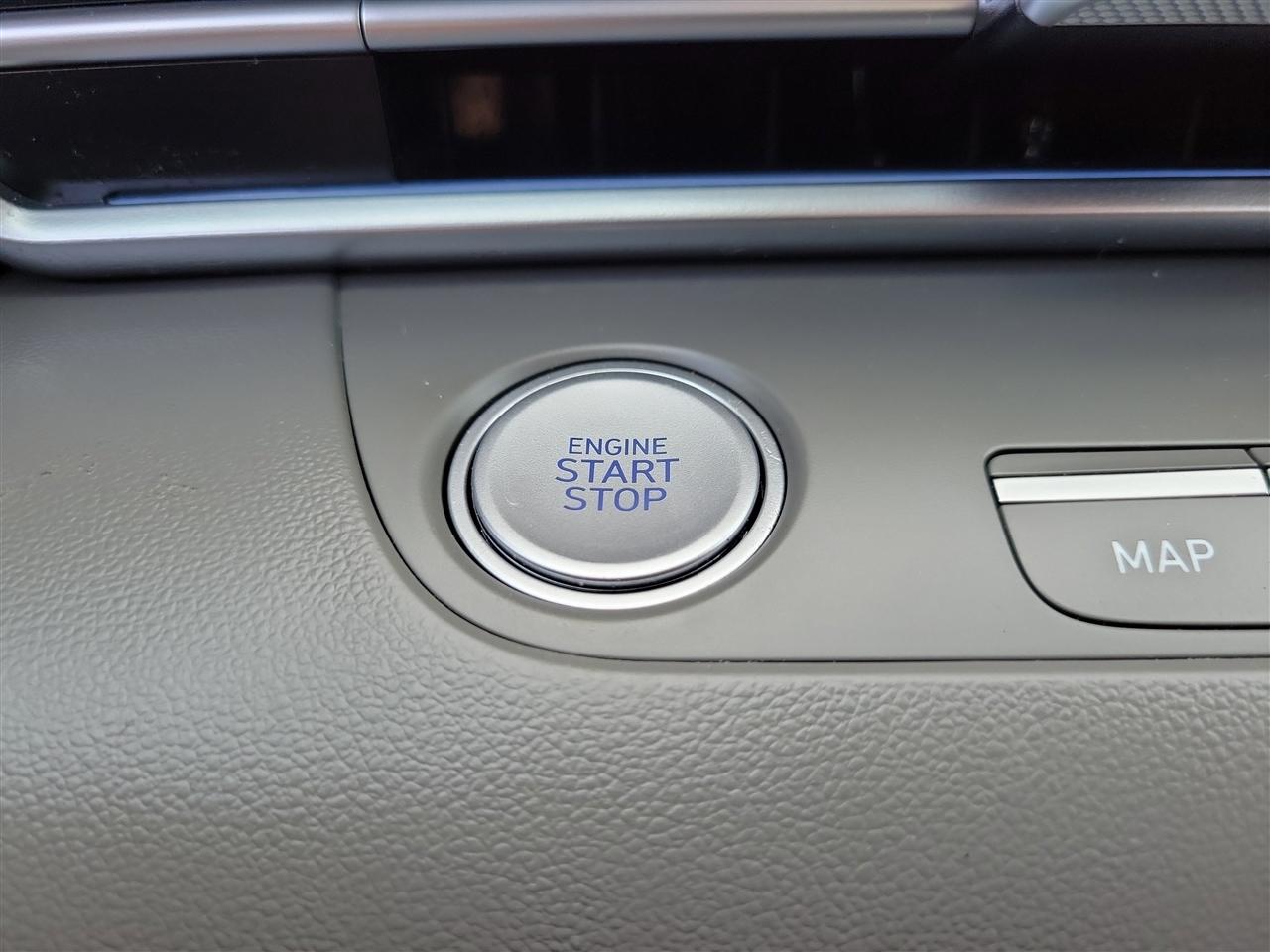Hyundai Elantra SEL Convenience 2025