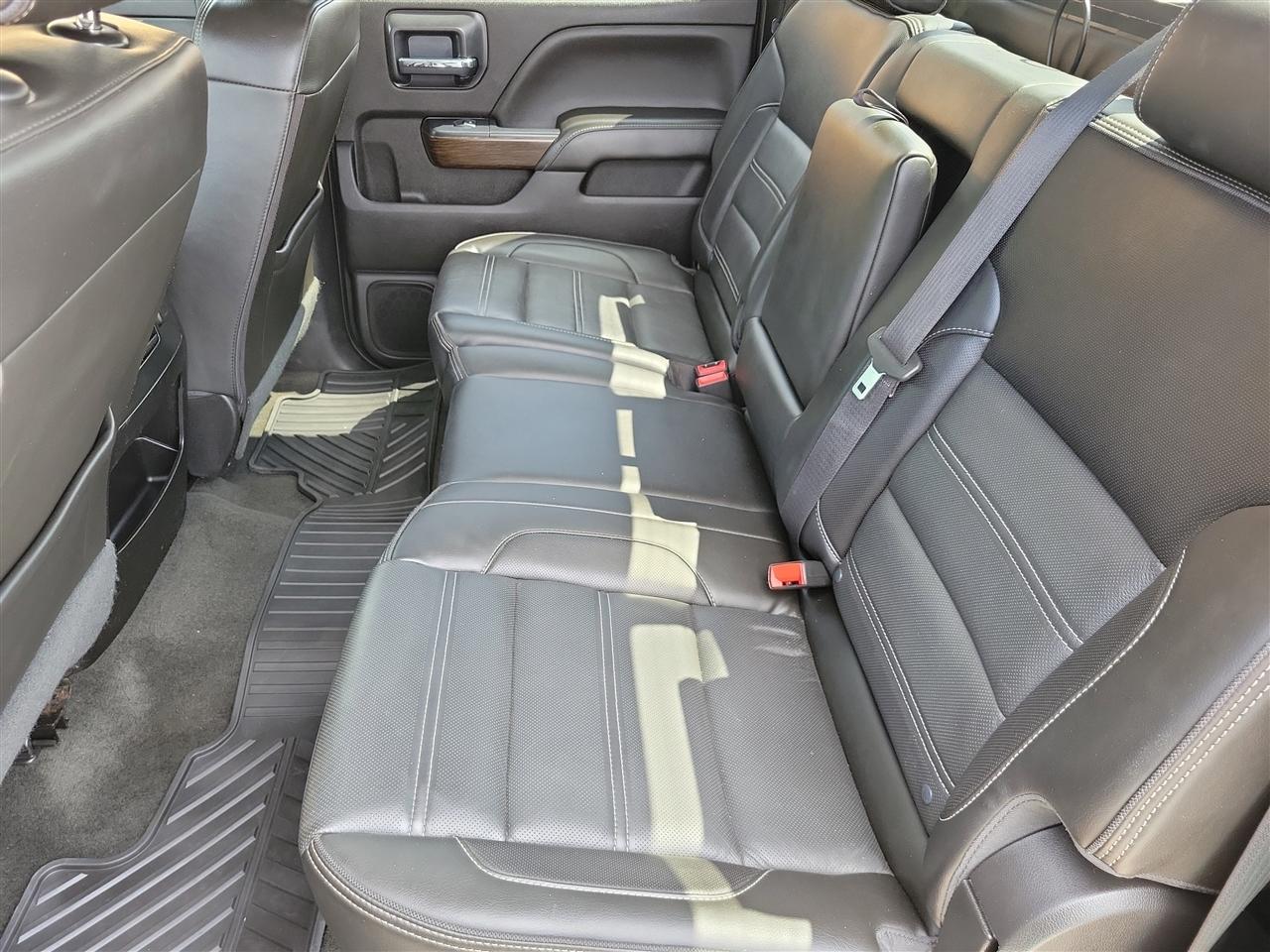GMC Sierra 2500HD Denali Crew Cab 4WD 2018