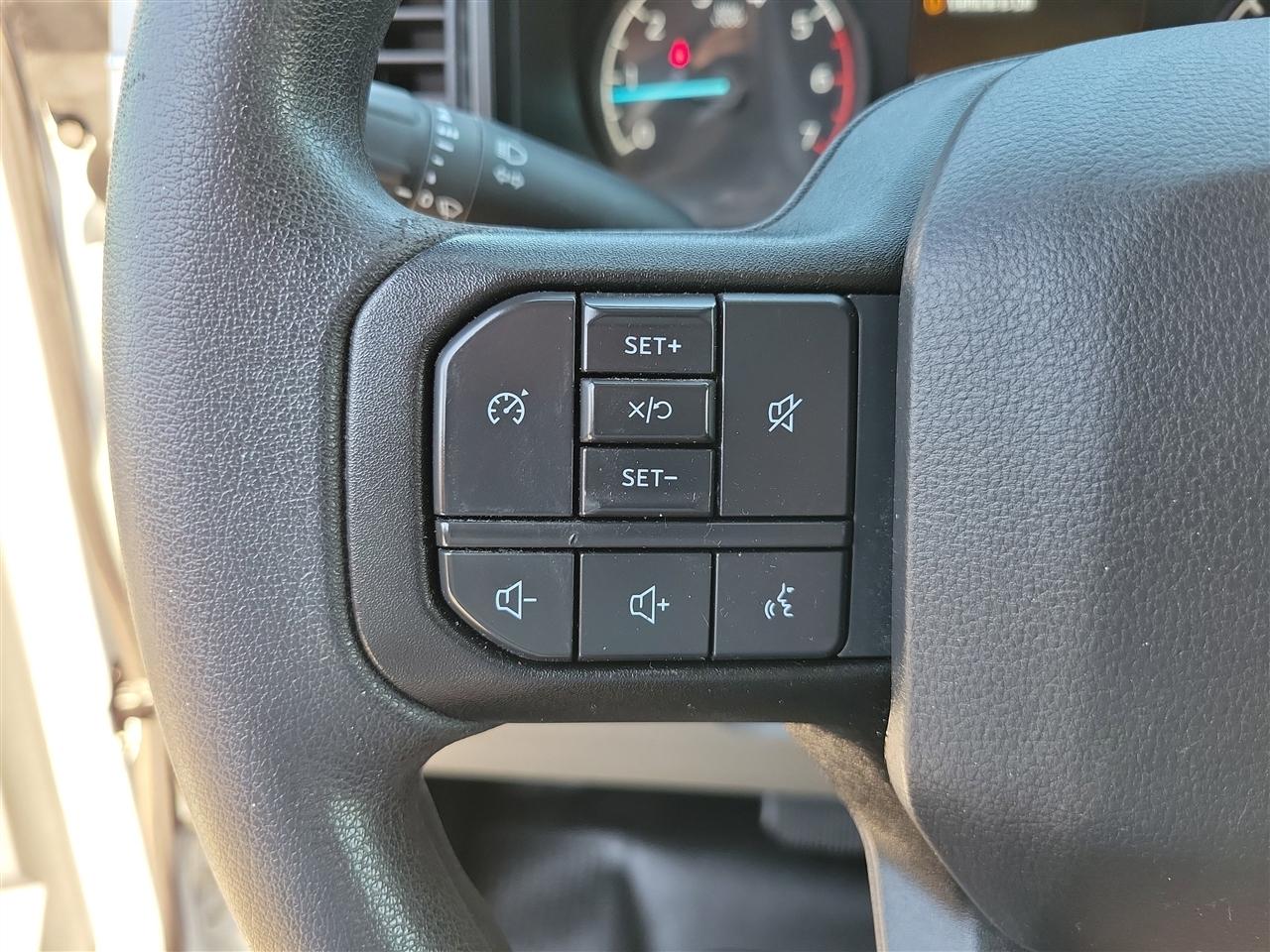 Ford F-250 SD XL Crew Cab 2WD 2023