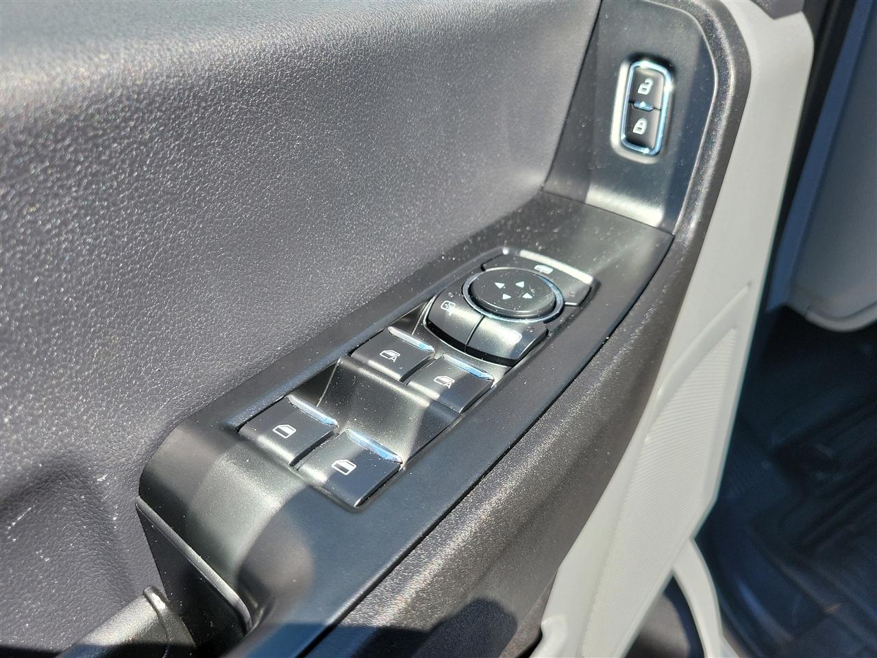Ford F-250 SD XL Crew Cab 2WD 2023
