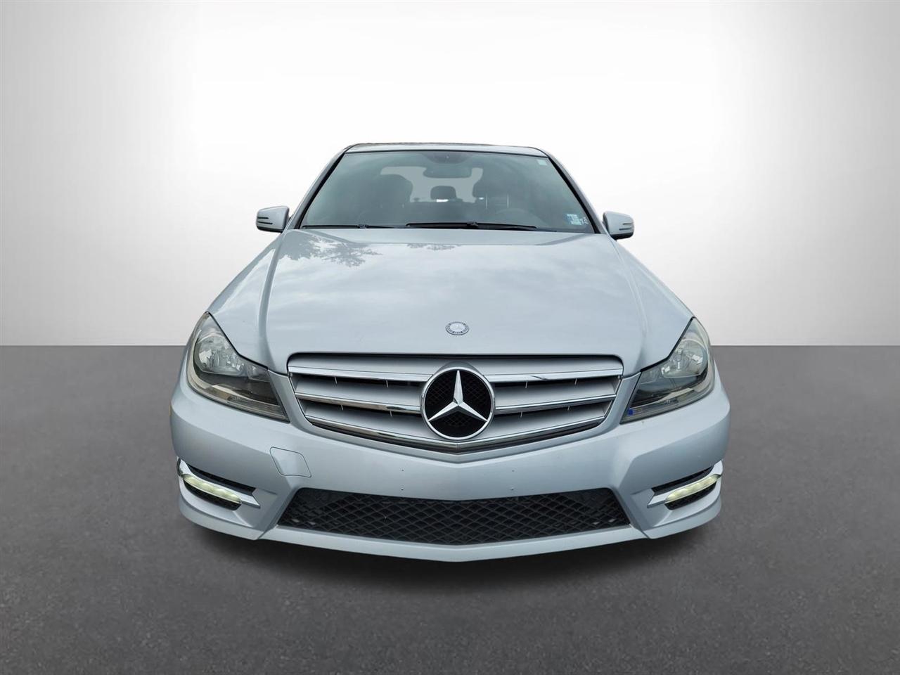 Mercedes-Benz C-Class C300 4MATIC Luxury Sedan 2012
