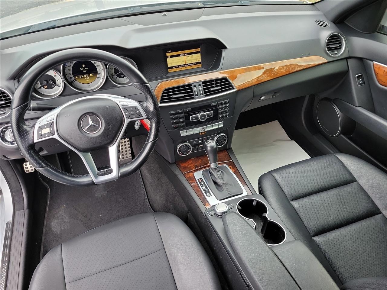 Mercedes-Benz C-Class C300 4MATIC Luxury Sedan 2012