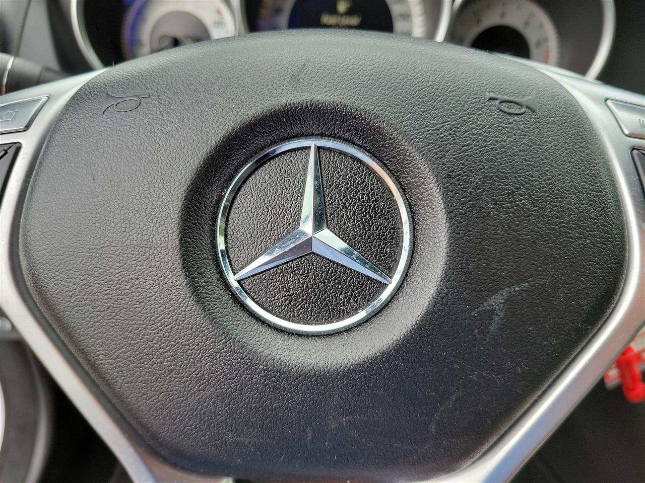 Mercedes-Benz C-Class C300 4MATIC Luxury Sedan 2012