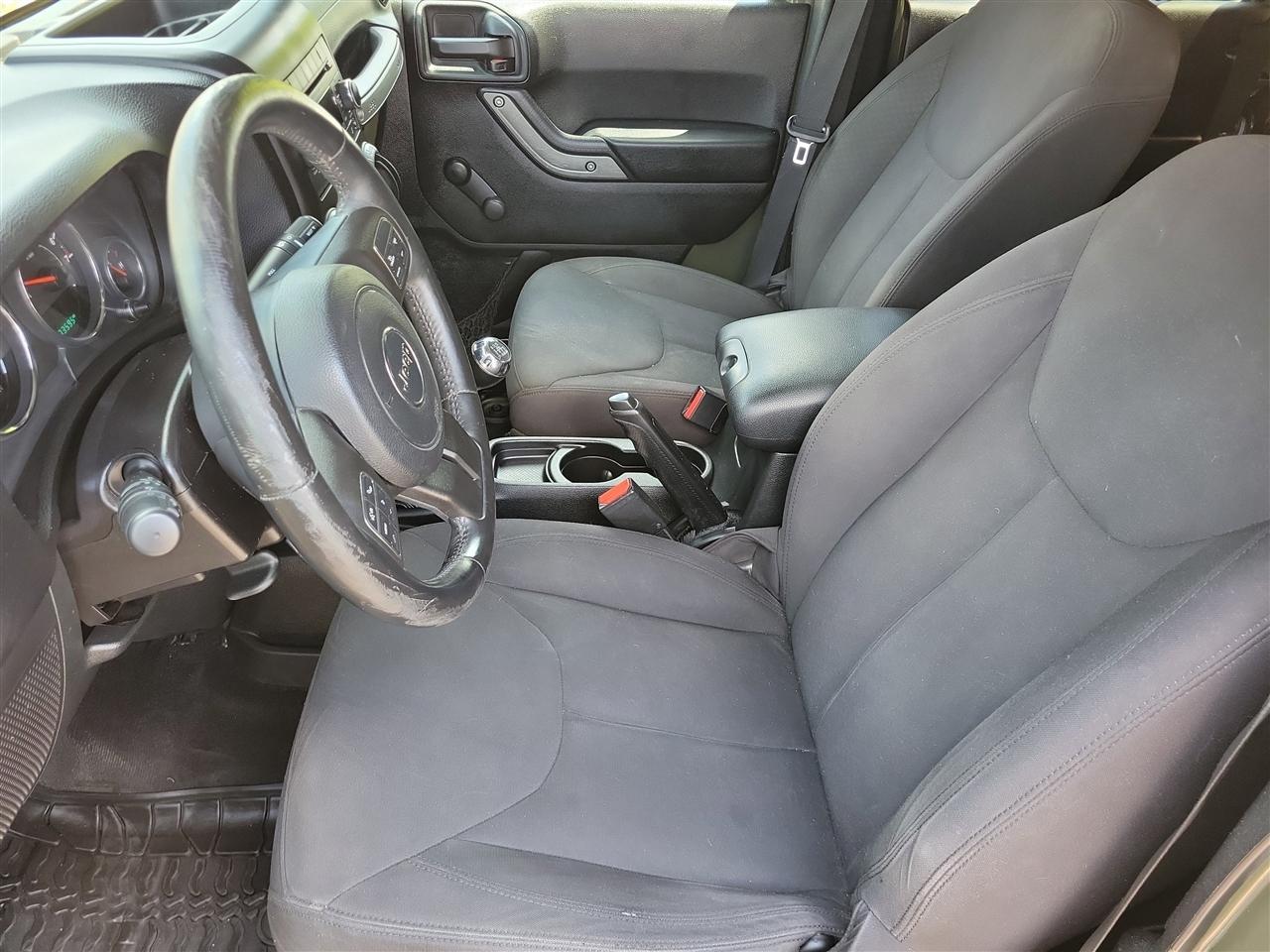 Jeep Wrangler Unlimited Sport 4WD 2015