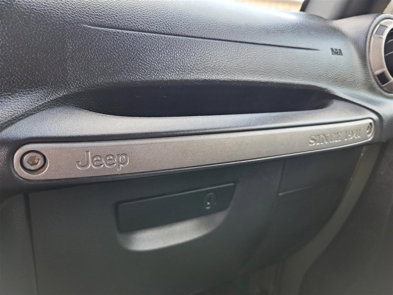 Jeep Wrangler Unlimited Sport 4WD 2015