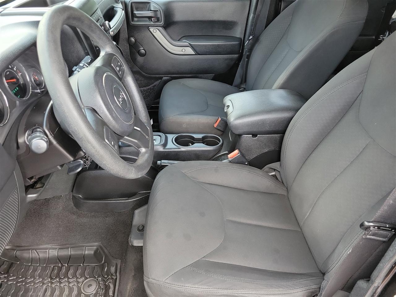 Jeep Wrangler Unlimited Sport 4WD 2015
