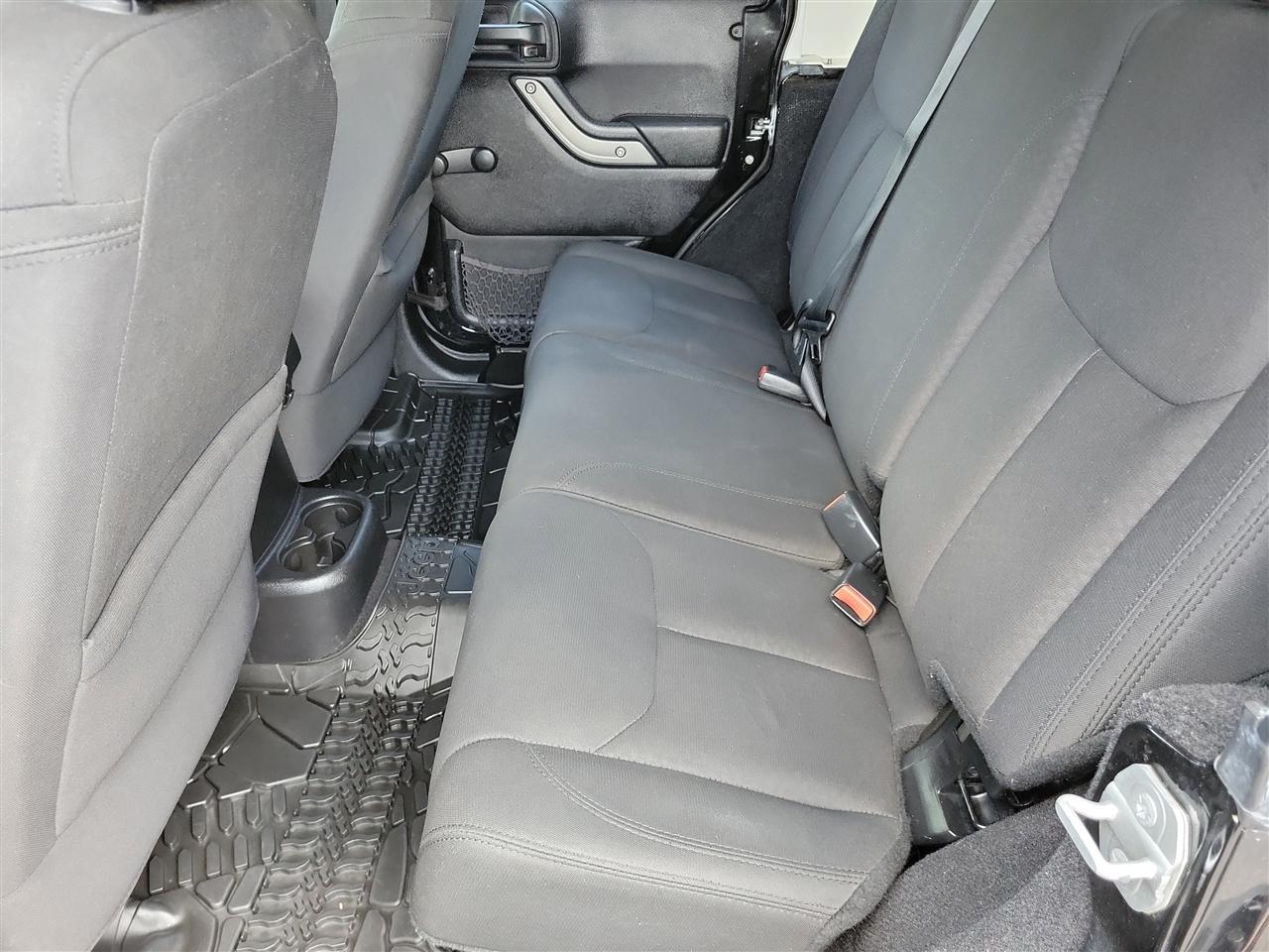 Jeep Wrangler Unlimited Sport 4WD 2015