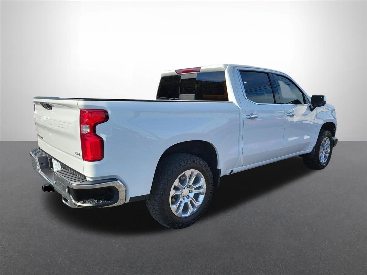 Chevrolet Silverado 1500 LTZ Crew Cab 4WD 2024